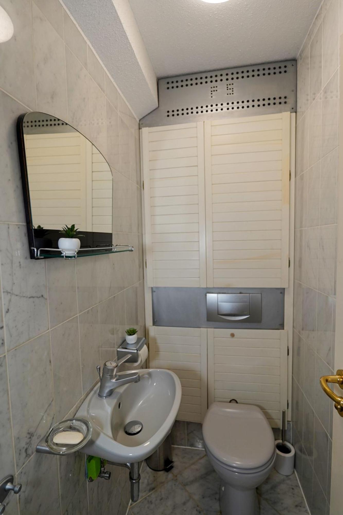 Tolle Mit Panoramablick Apartment Weinheim